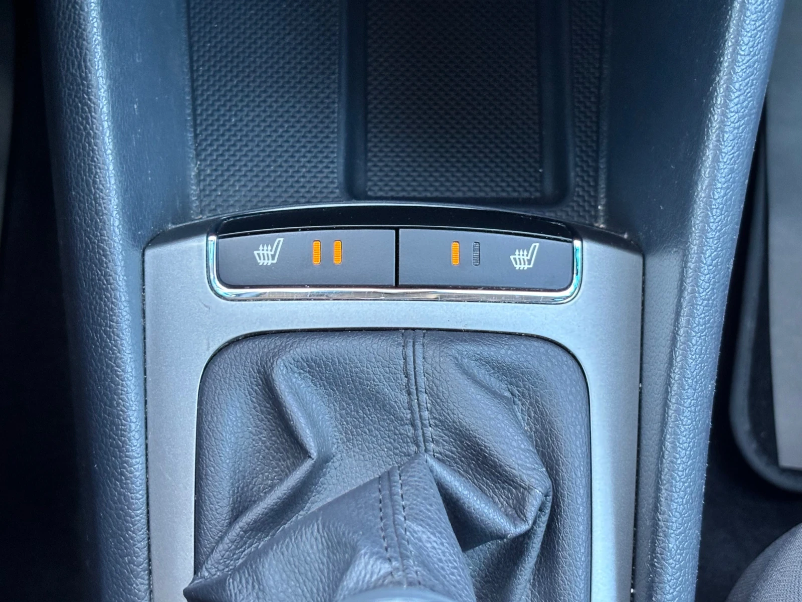 Kia Rio 1.4I/ПОДГРЕВ/ПАРКТРОНИК/6 СКОРОСТИ/2 КЛЮЧА, снимка 17 - Автомобили и джипове - 54119803