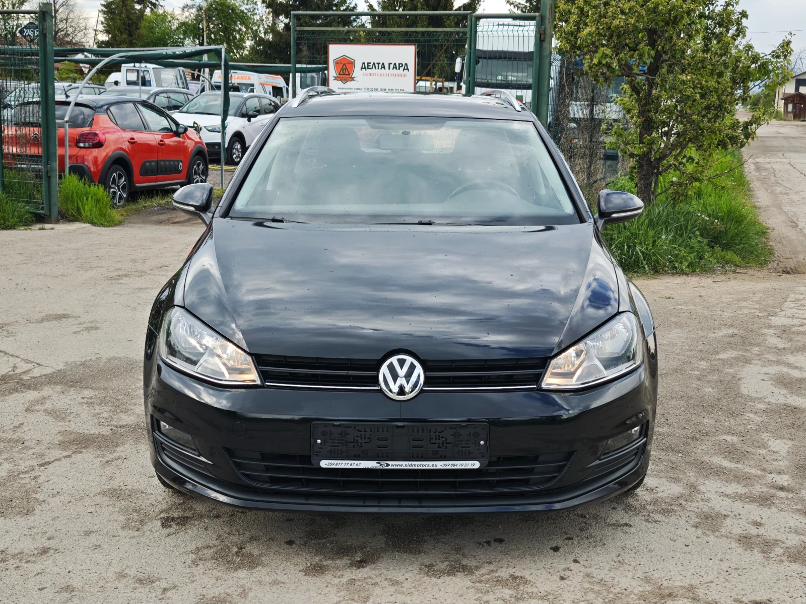 VW Golf 1.6TDI, снимка 2 - Автомобили и джипове - 54395650