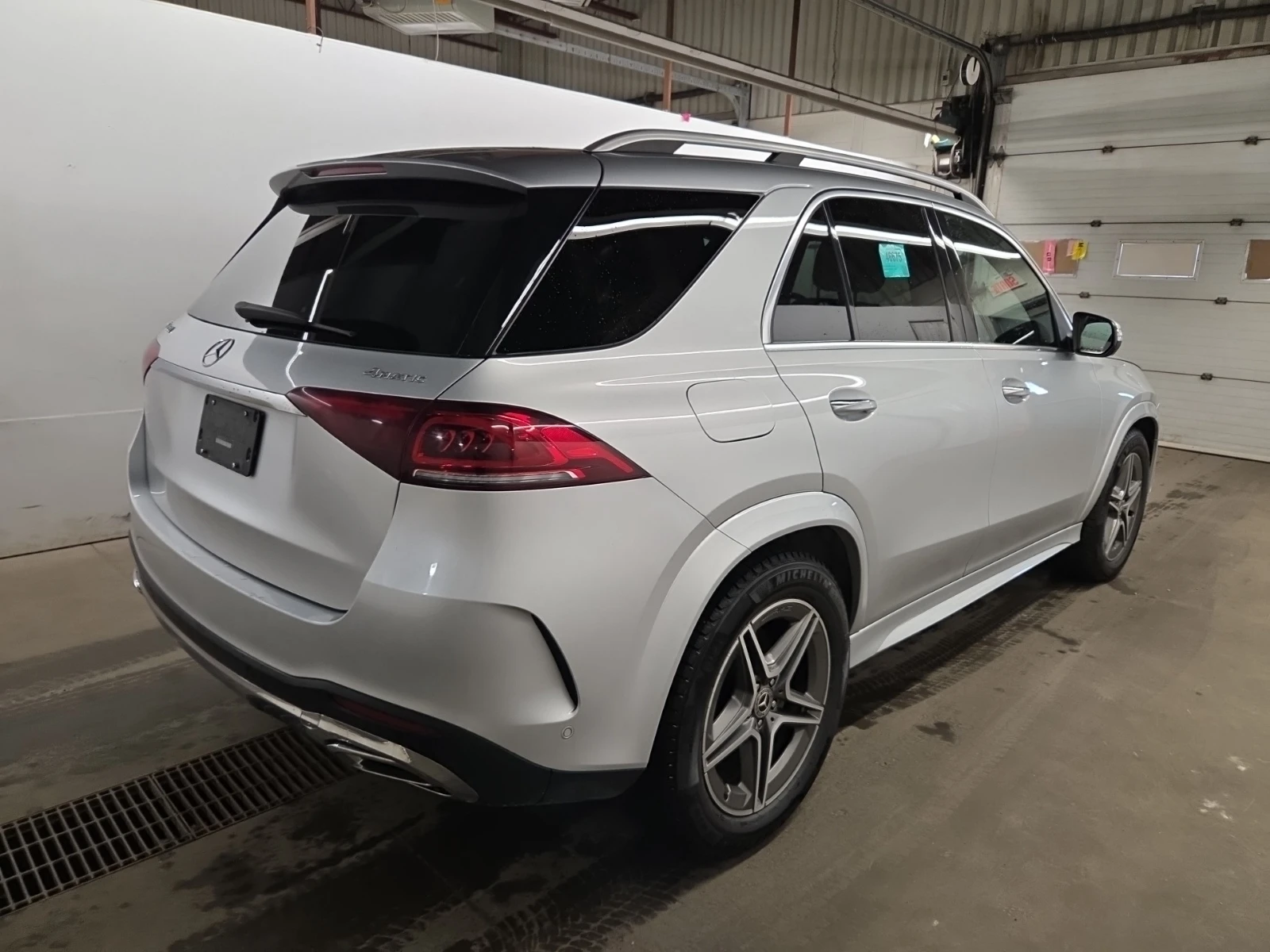 Mercedes-Benz GLE 450 4MATIC SUV, снимка 5 - Автомобили и джипове - 54459642