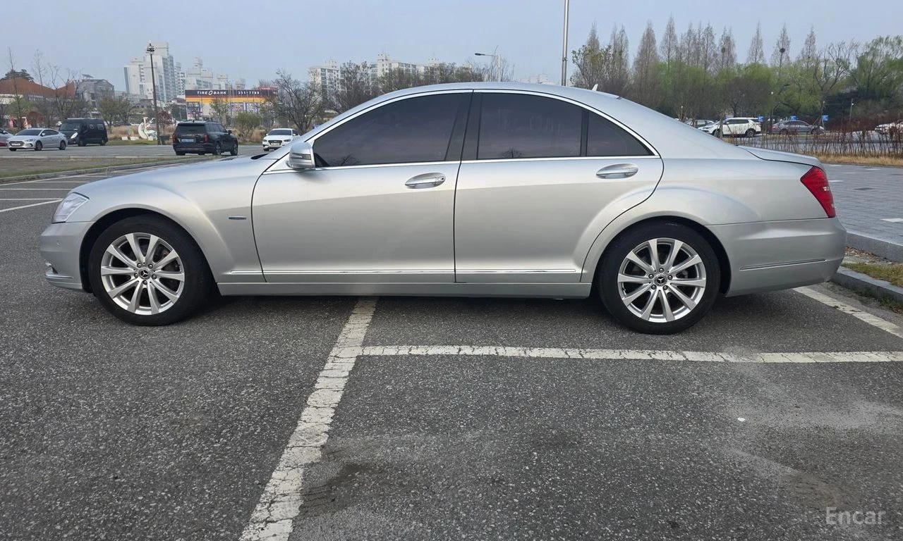 Mercedes-Benz S 320 CDI* FACELIFT* ПОДГРЕВ* ОБДУХВАНЕ* КАМЕРА* , снимка 6 - Автомобили и джипове - 54743041