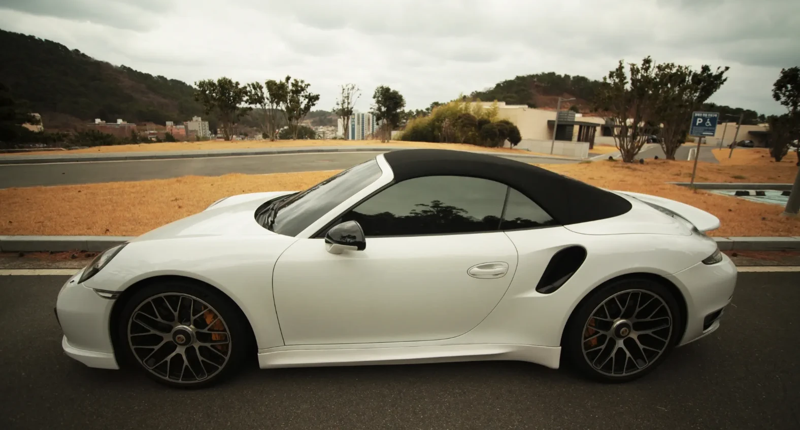 Porsche 911 TURBO S * CARBON CERAMIC , снимка 6 - Автомобили и джипове - 55132137
