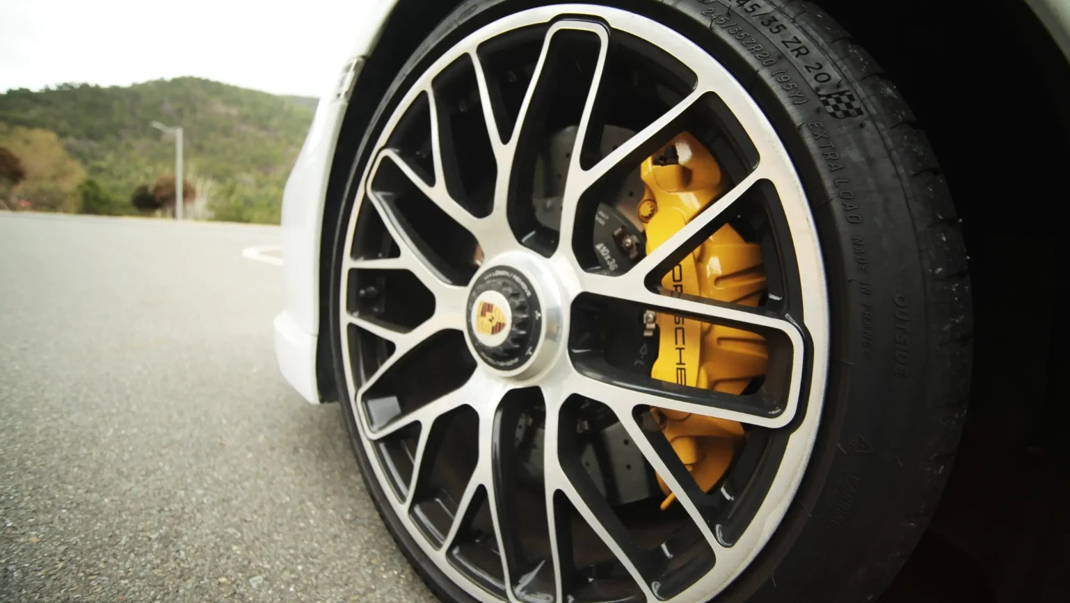 Porsche 911 TURBO S * CARBON CERAMIC , снимка 11 - Автомобили и джипове - 55132137