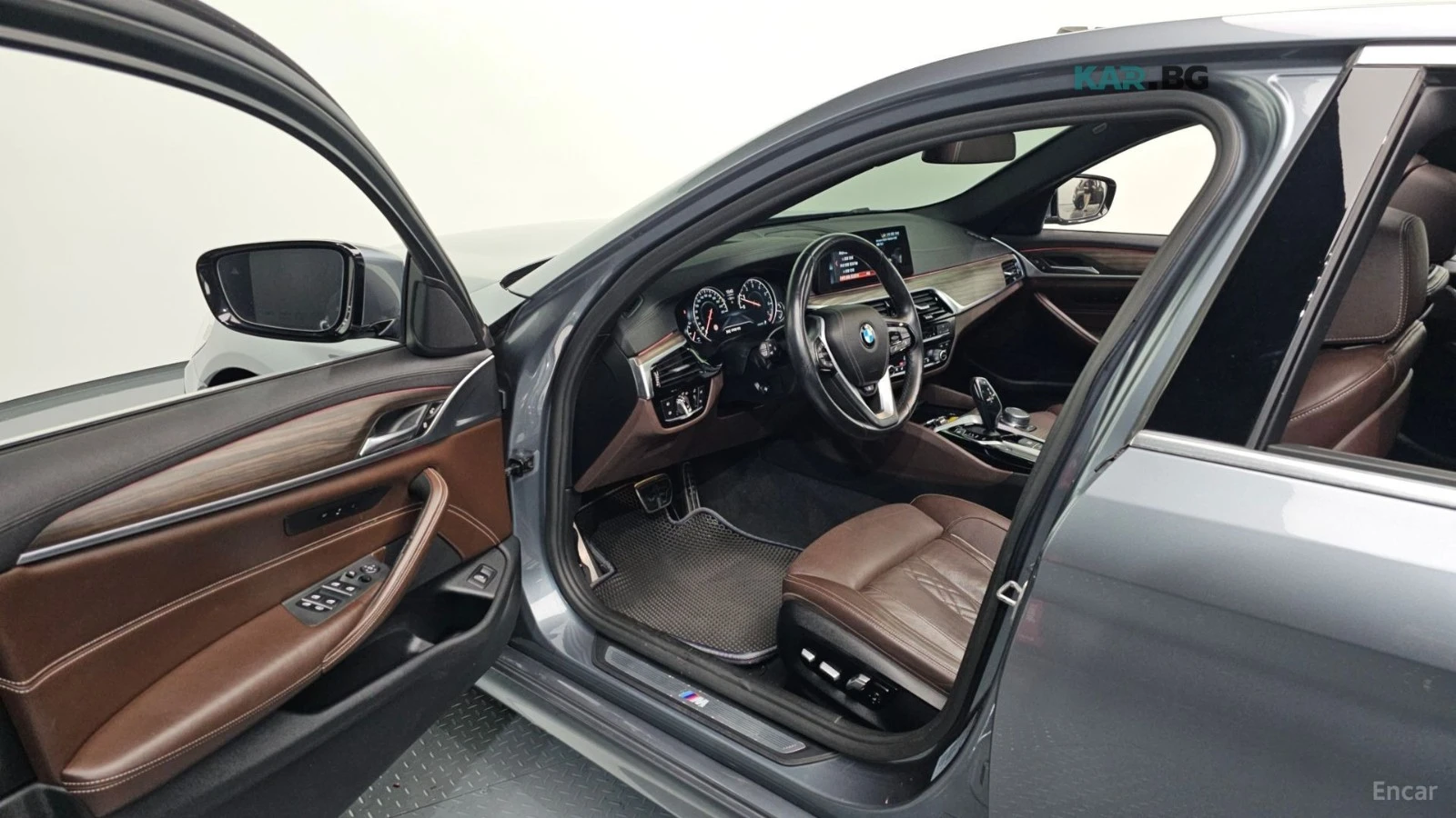 BMW 530 XDRIVE* MSPORT* DISTRONIC* 360* ОБДУХВАНЕ* HUD* , снимка 8 - Автомобили и джипове - 55139307