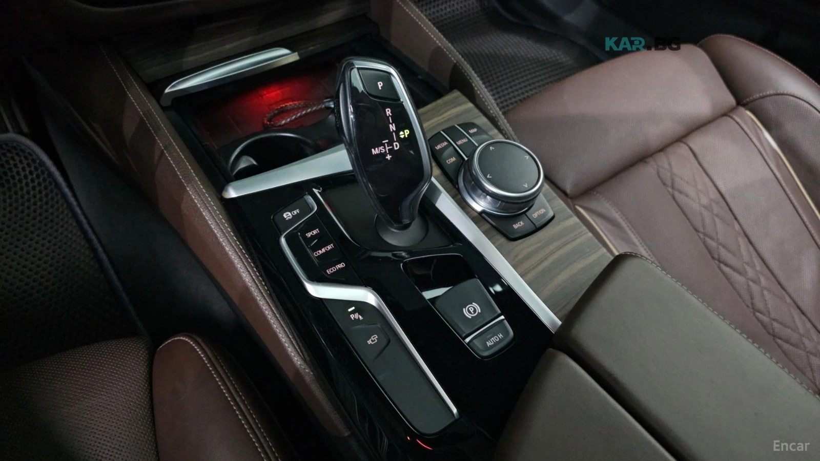 BMW 530 XDRIVE* MSPORT* DISTRONIC* 360* ОБДУХВАНЕ* HUD* , снимка 12 - Автомобили и джипове - 55139307
