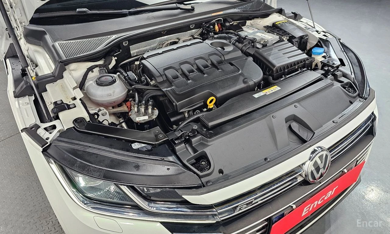 VW Arteon 2.0* TDI* PRESTIGE* ОБДУХВАНЕ* 360КАМЕРА* ДИГИТАЛН, снимка 17 - Автомобили и джипове - 55213529