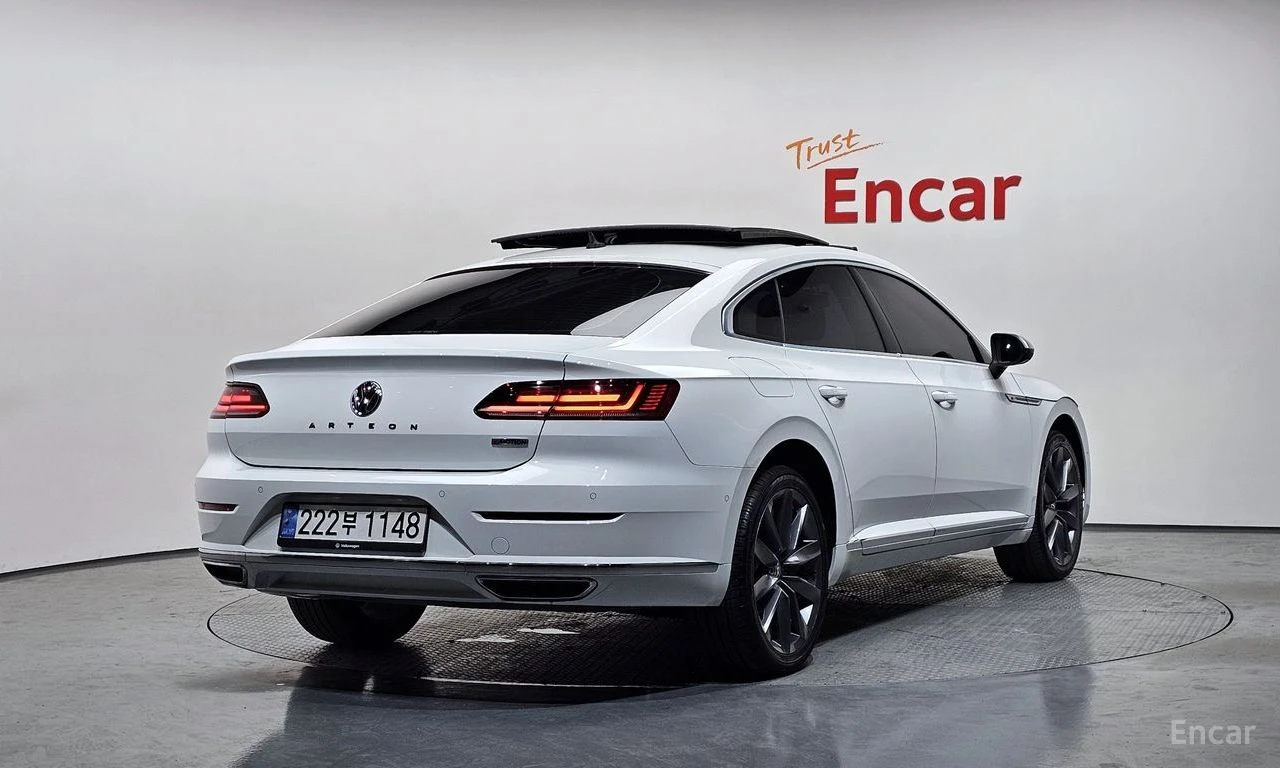 VW Arteon 2.0* TDI* PRESTIGE* ОБДУХВАНЕ* 360КАМЕРА* ДИГИТАЛН, снимка 2 - Автомобили и джипове - 55213529