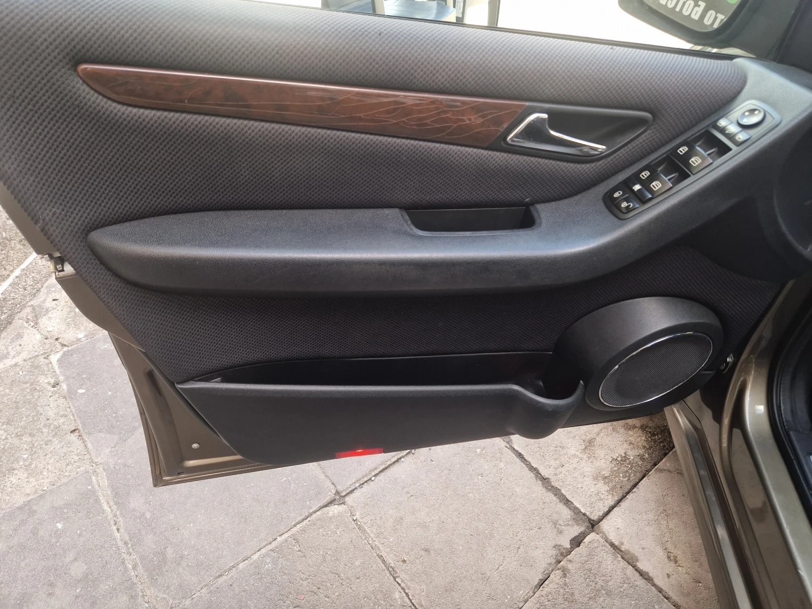 Mercedes-Benz A 180, снимка 12 - Автомобили и джипове - 55481506