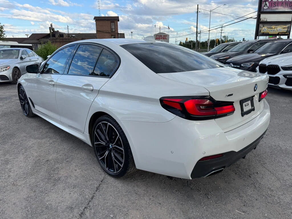 BMW 540 xDrive 40i* M SPORT* BOWERS & WILKINS* DISTRONIC, снимка 5 - Автомобили и джипове - 55661412