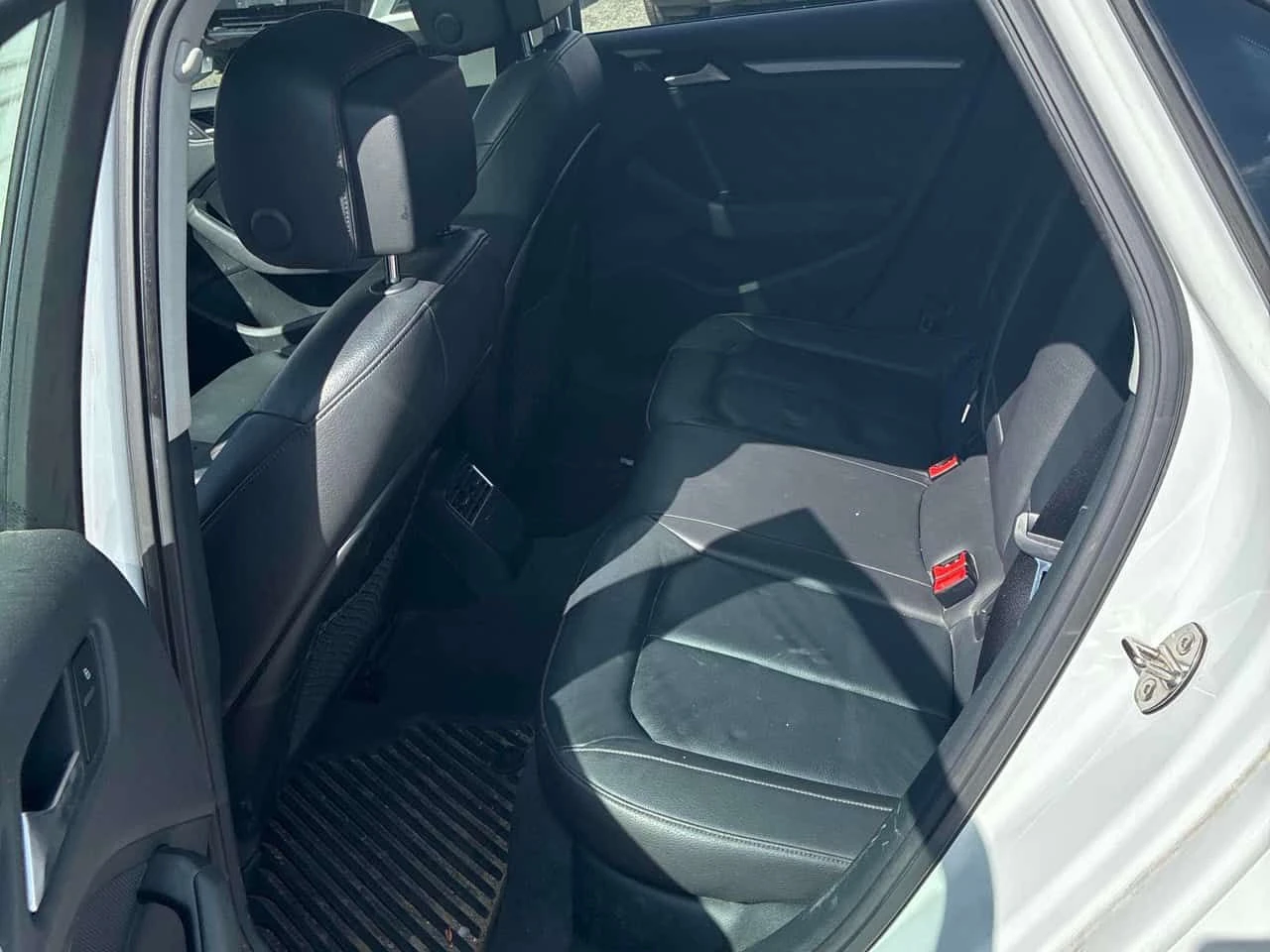 Audi A3 * 2.0T Komfort * CARFAX * �� ���������������� *  | Mobile.bg � ����������� 17