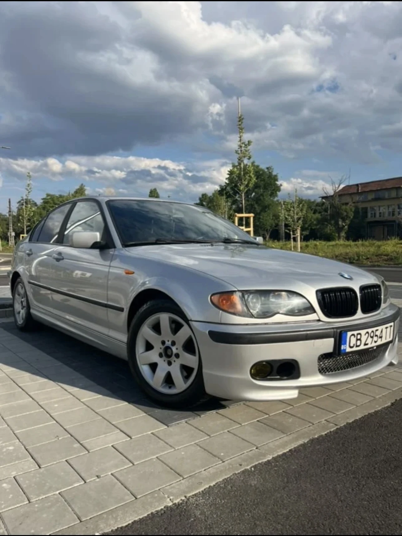 BMW 320 E46, снимка 4 - Автомобили и джипове - 55866510