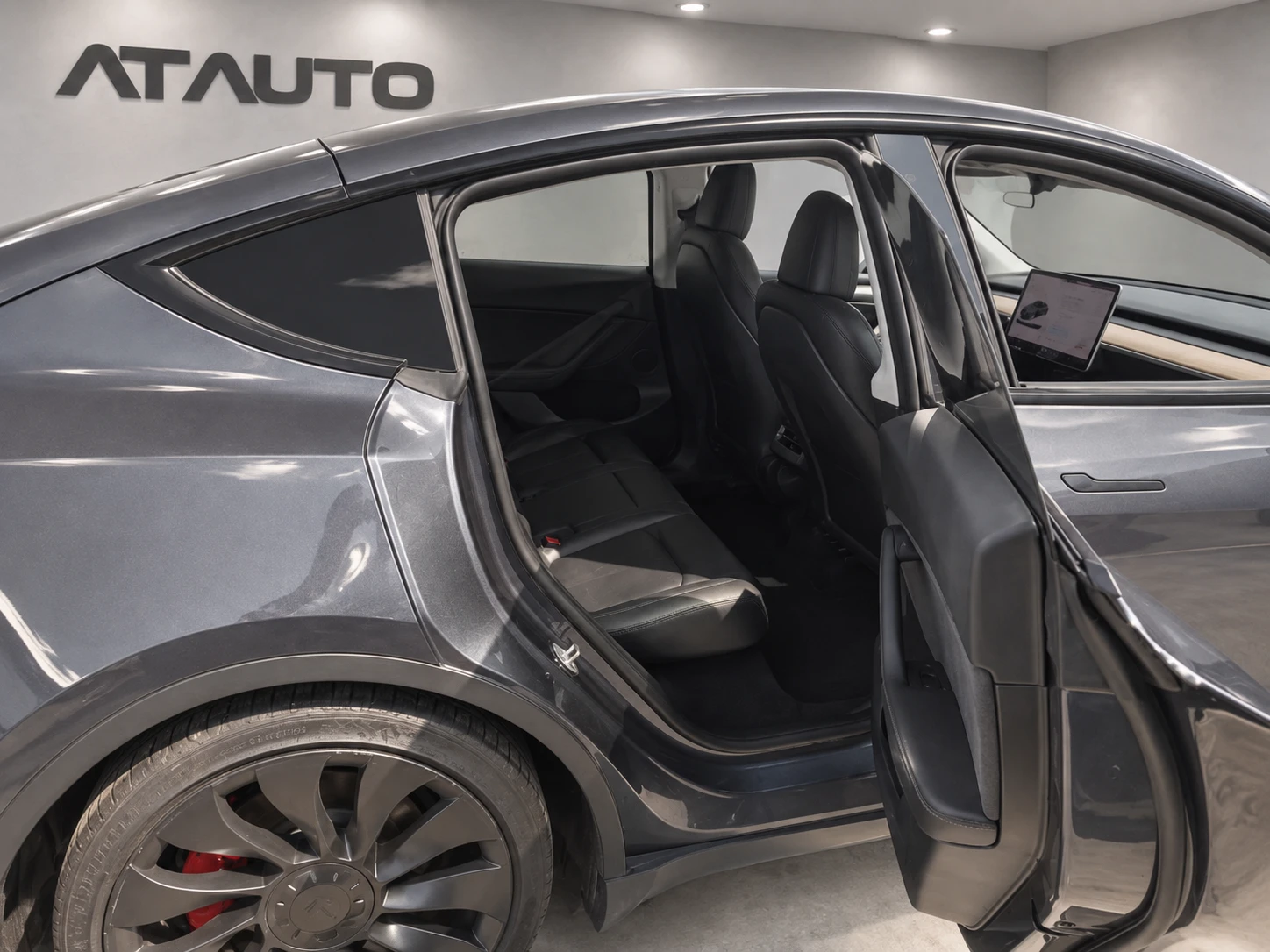 Tesla Model Y PERFORMANCE AWD, снимка 6 - Автомобили и джипове - 56423758