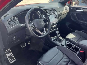 VW Tiguan * Highline R Line * ПАНО* ПОДГРЕВ* KEYLESS* , снимка 5