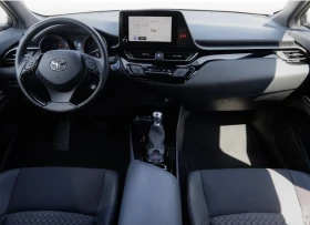 Toyota C-HR 2.0 Hybrid  Налична Гаранция , внос Германия, снимка 13