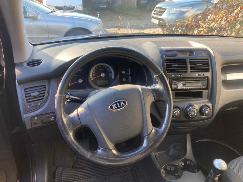 Kia Sportage 2.0Diesel* * 4x4* * , снимка 9 - Автомобили и джипове - 49248787