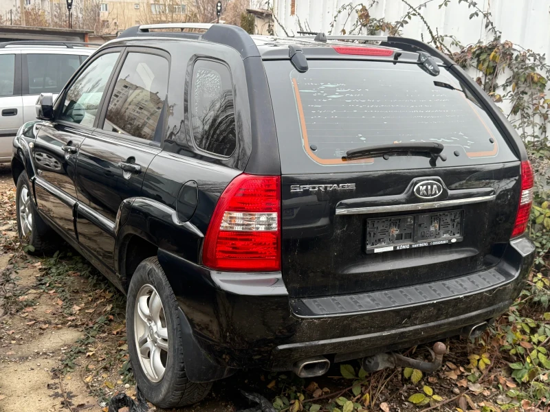 Kia Sportage 2.0Diesel* * 4x4* * , снимка 4 - Автомобили и джипове - 48231525