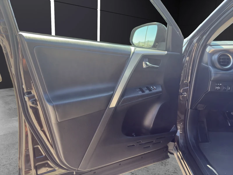 Toyota Rav4 2.2D* AWD* CAMERA* , снимка 7 - Автомобили и джипове - 51363972