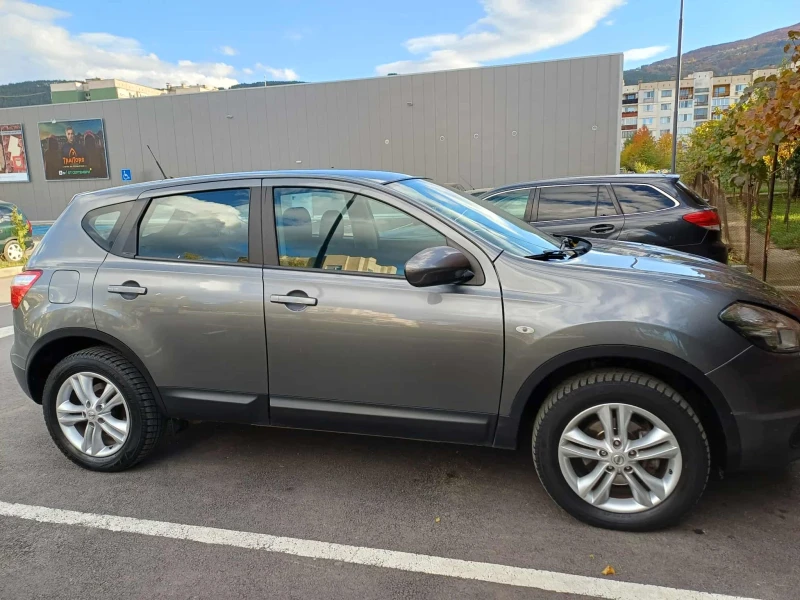 Nissan Qashqai, снимка 5 - Автомобили и джипове - 52569003