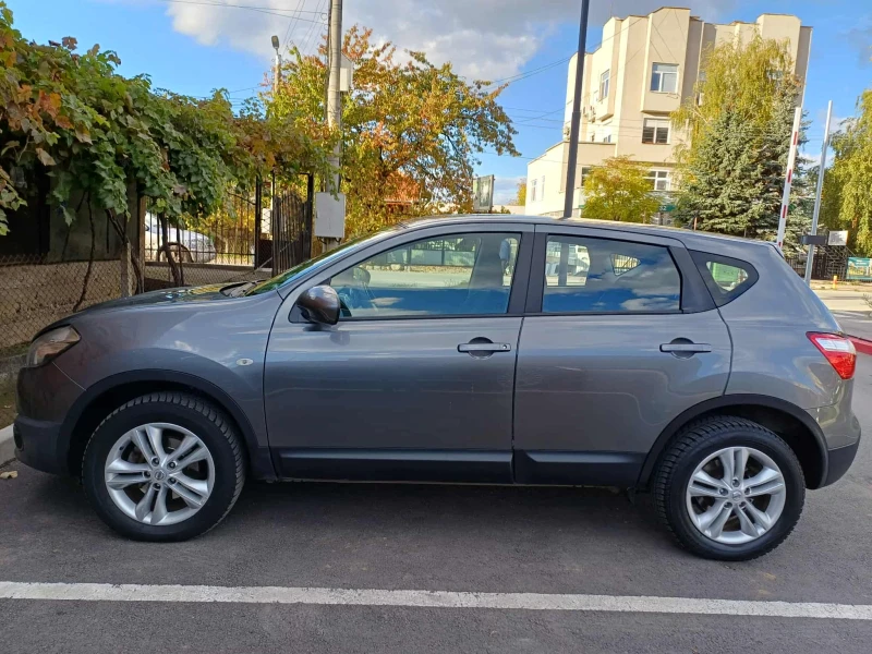 Nissan Qashqai, снимка 4 - Автомобили и джипове - 52569003