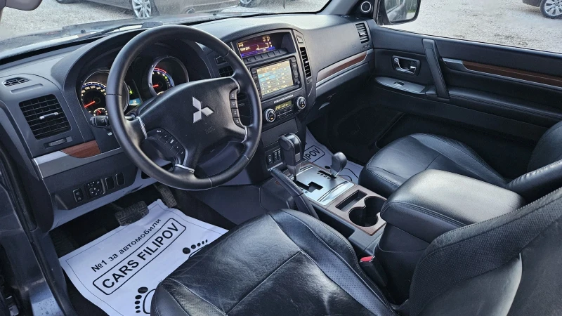 Mitsubishi Pajero 3.2 d...4x4..FULL, снимка 8 - Автомобили и джипове - 52726444