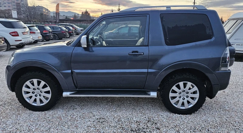 Mitsubishi Pajero 3.2 d...4x4..FULL, снимка 4 - Автомобили и джипове - 52726444