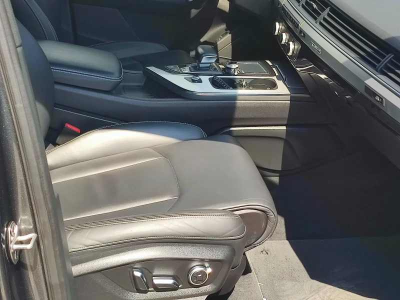 Audi SQ7, снимка 6 - Автомобили и джипове - 53183277