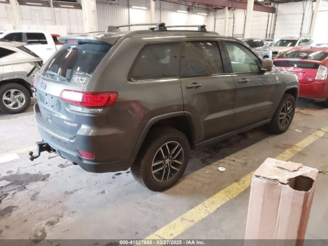 Jeep Grand cherokee Trailhawk 8ZF* 5.7* Distronic* Пано* М.точка*  - изображение 3