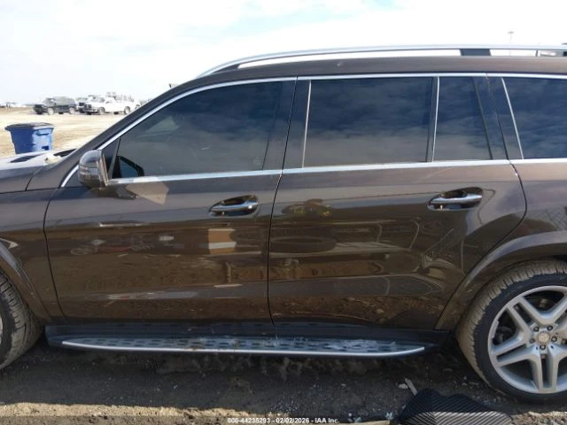 Mercedes-Benz GL 550, снимка 13 - Автомобили и джипове - 53428836