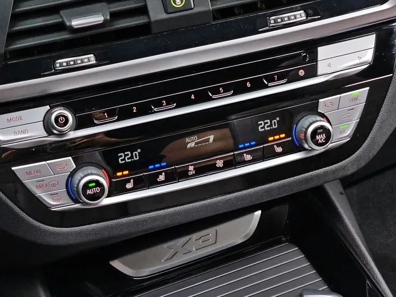 BMW X3 xDrive 30E M Sports, снимка 17 - Автомобили и джипове - 54896539
