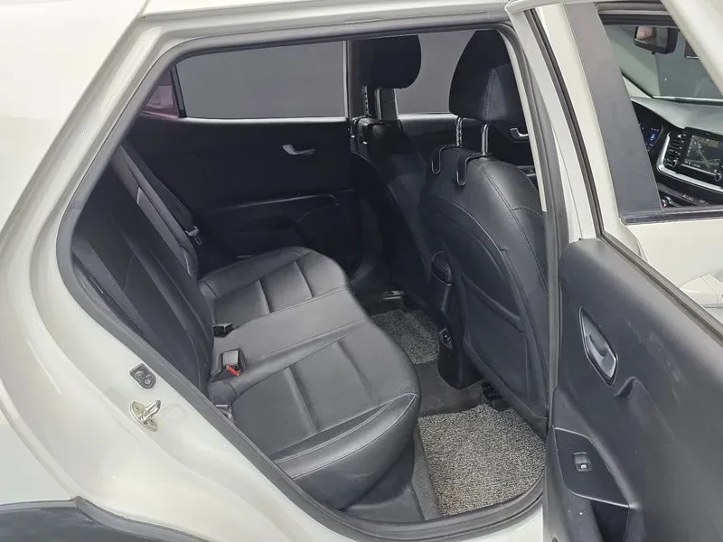 Kia Stonic DIESEL 1.6 PRESTIGE, снимка 12 - Автомобили и джипове - 55323337