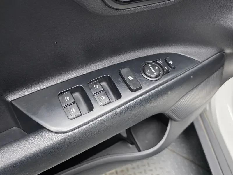 Kia Stonic DIESEL 1.6 PRESTIGE, снимка 17 - Автомобили и джипове - 55323337