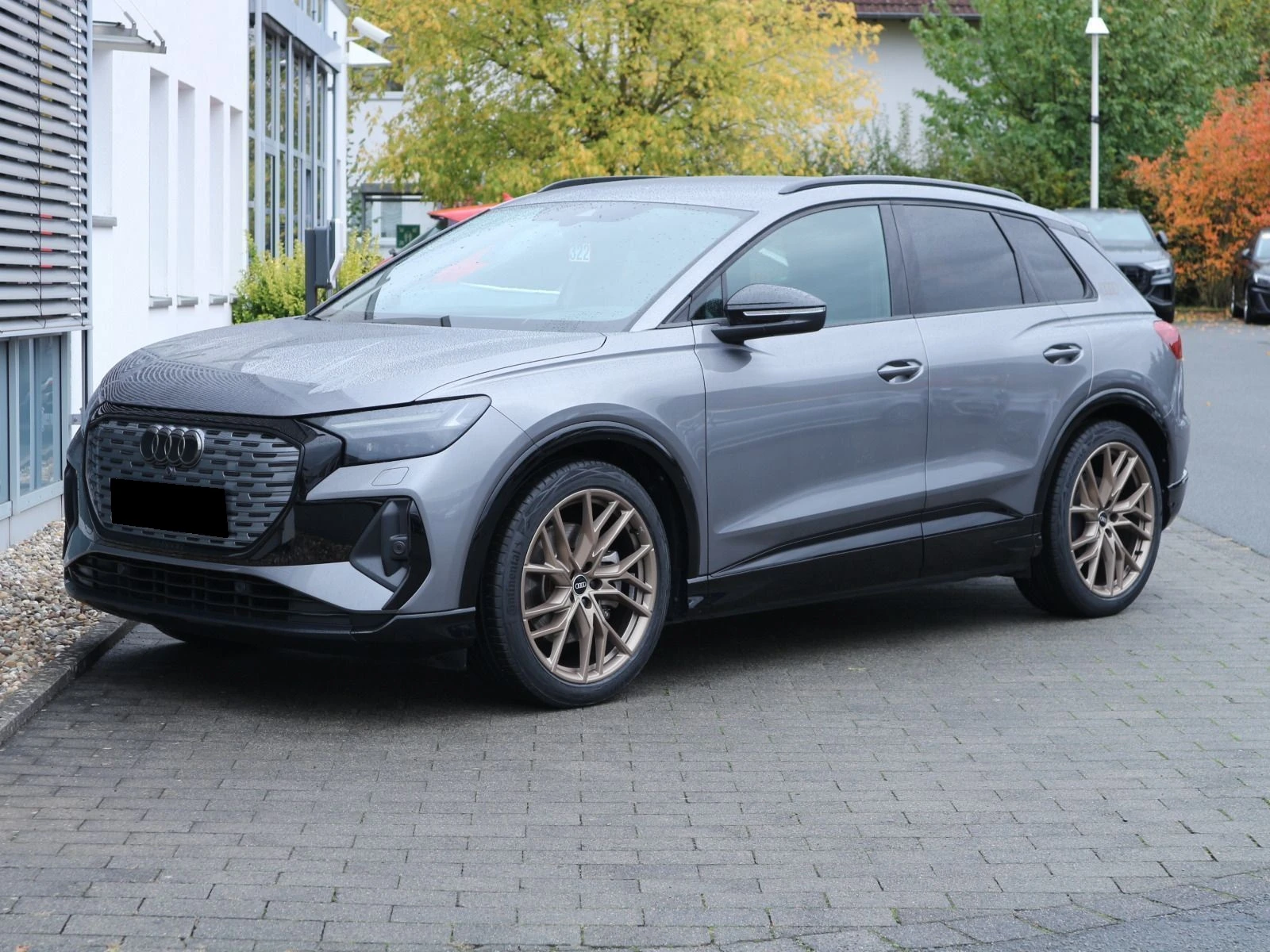 Audi Q4 50* EDITION-ONE* S-LINE* SONOS* MEMORY* DISTR* , снимка 1