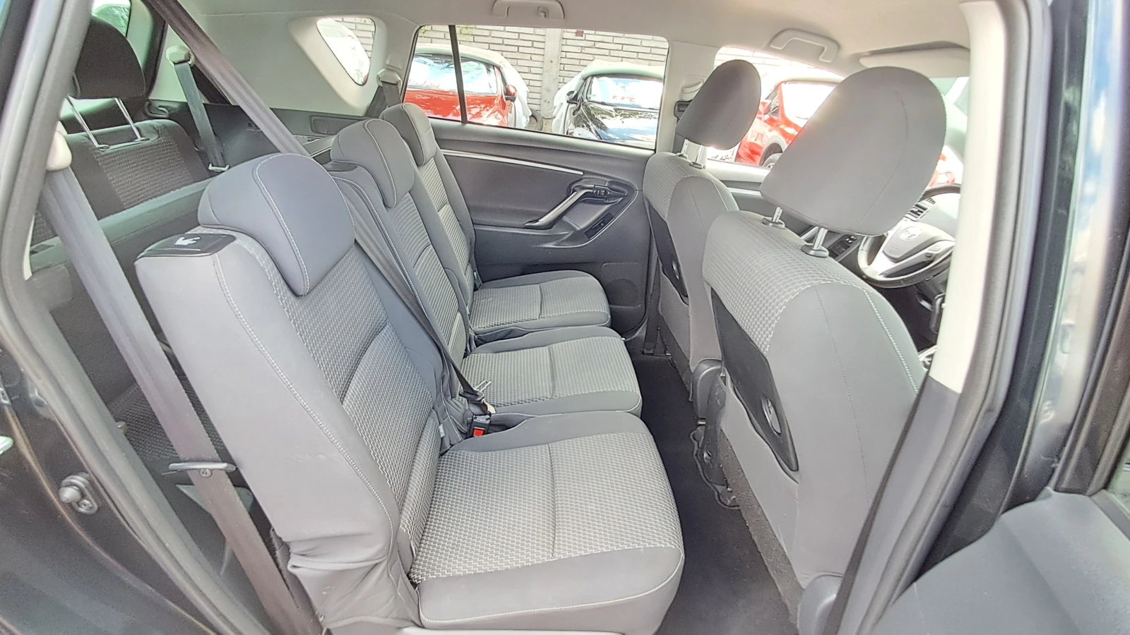Toyota Verso ���� �� ������������ 7-����� ���� ���� ������ ���� | Mobile.bg � ����������� 14