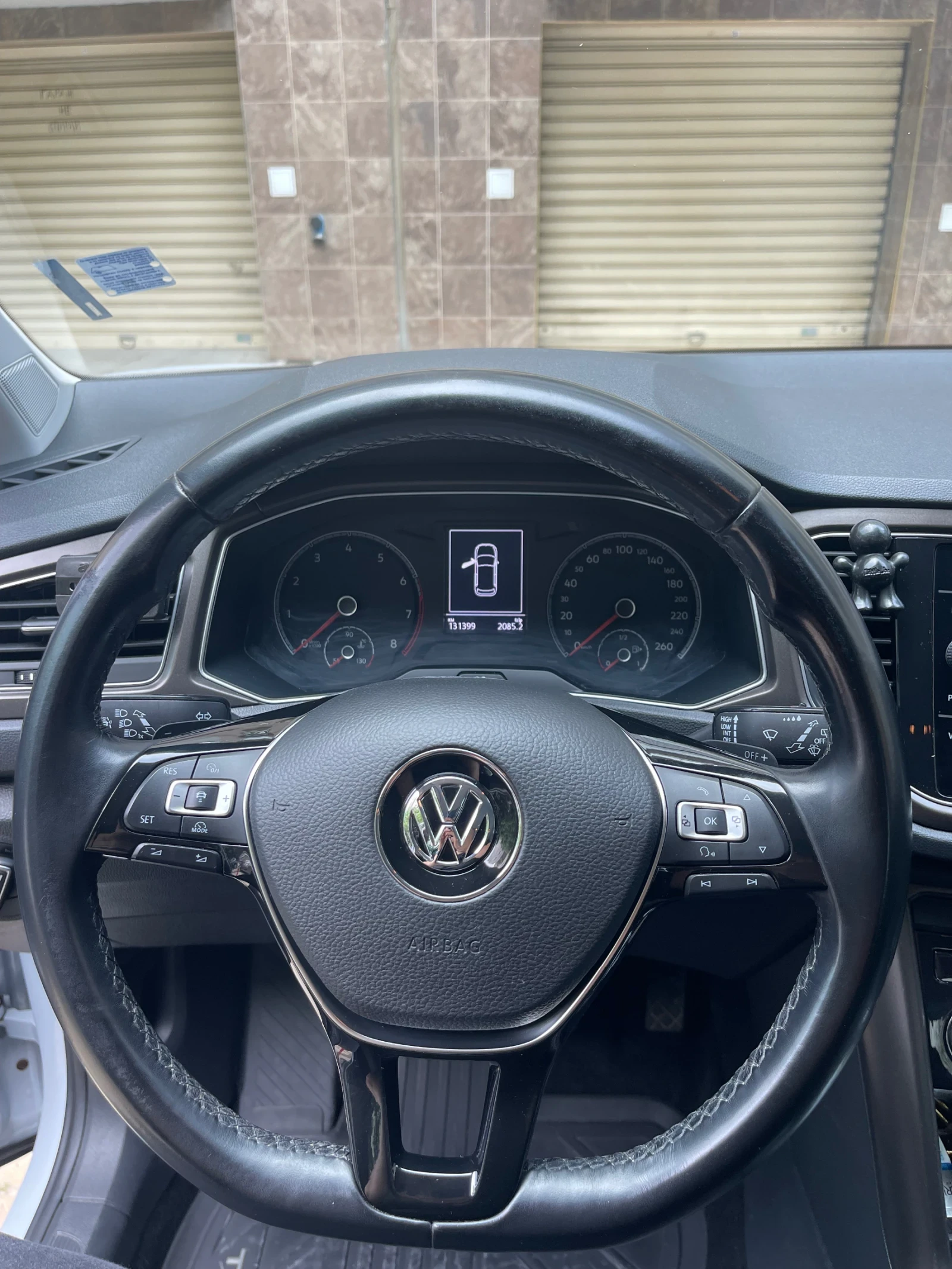 VW T-Roc  - изображение 7