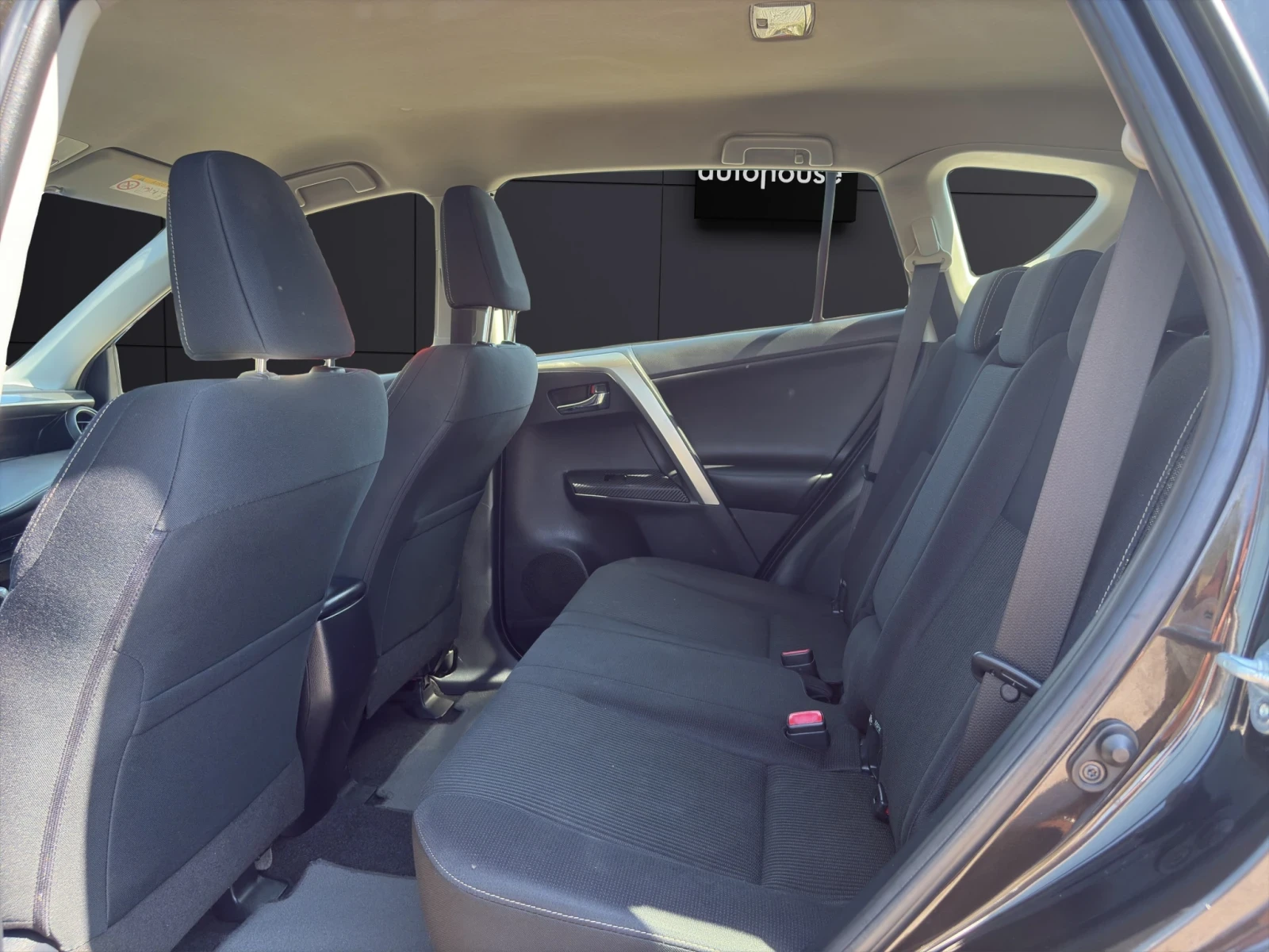 Toyota Rav4 2.2D* AWD* CAMERA*  | Mobile.bg   12