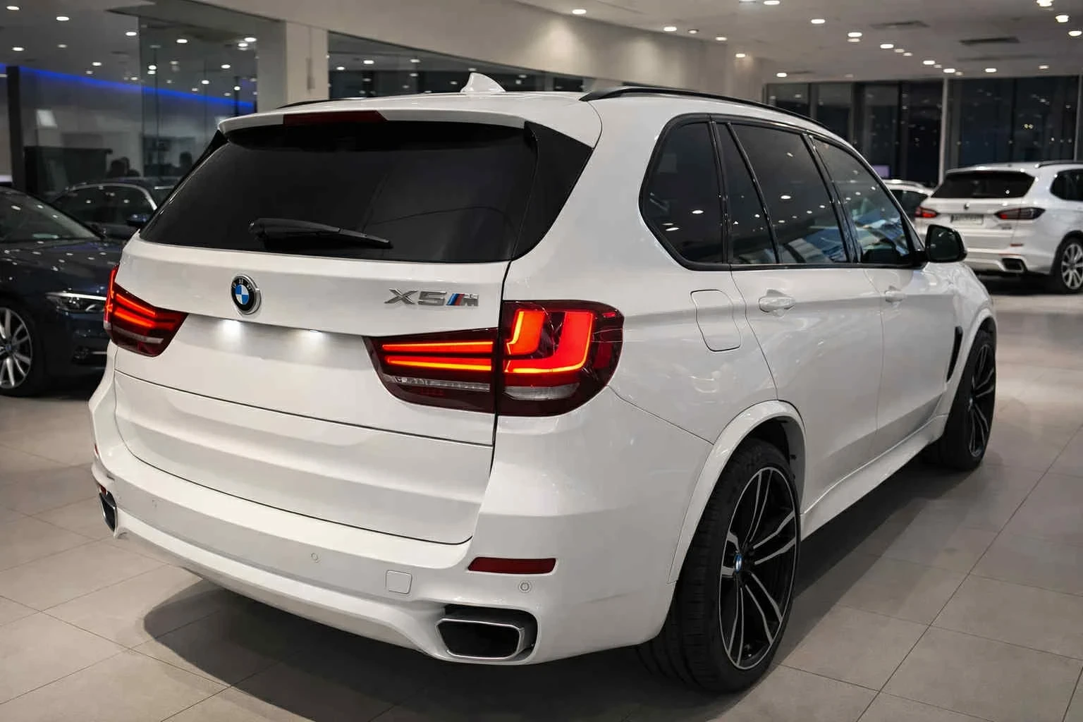 BMW X5 M-Pack - изображение 4