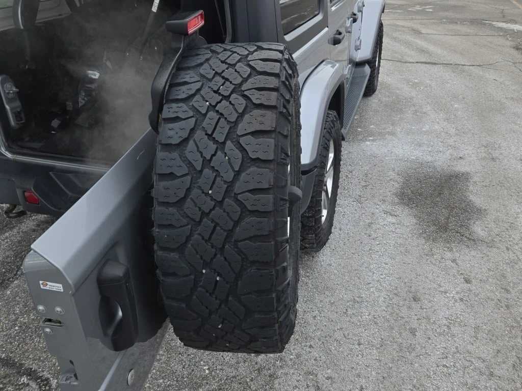 Jeep Wrangler * SAHARA * CARFAX * �����������  | Mobile.bg � ����������� 15