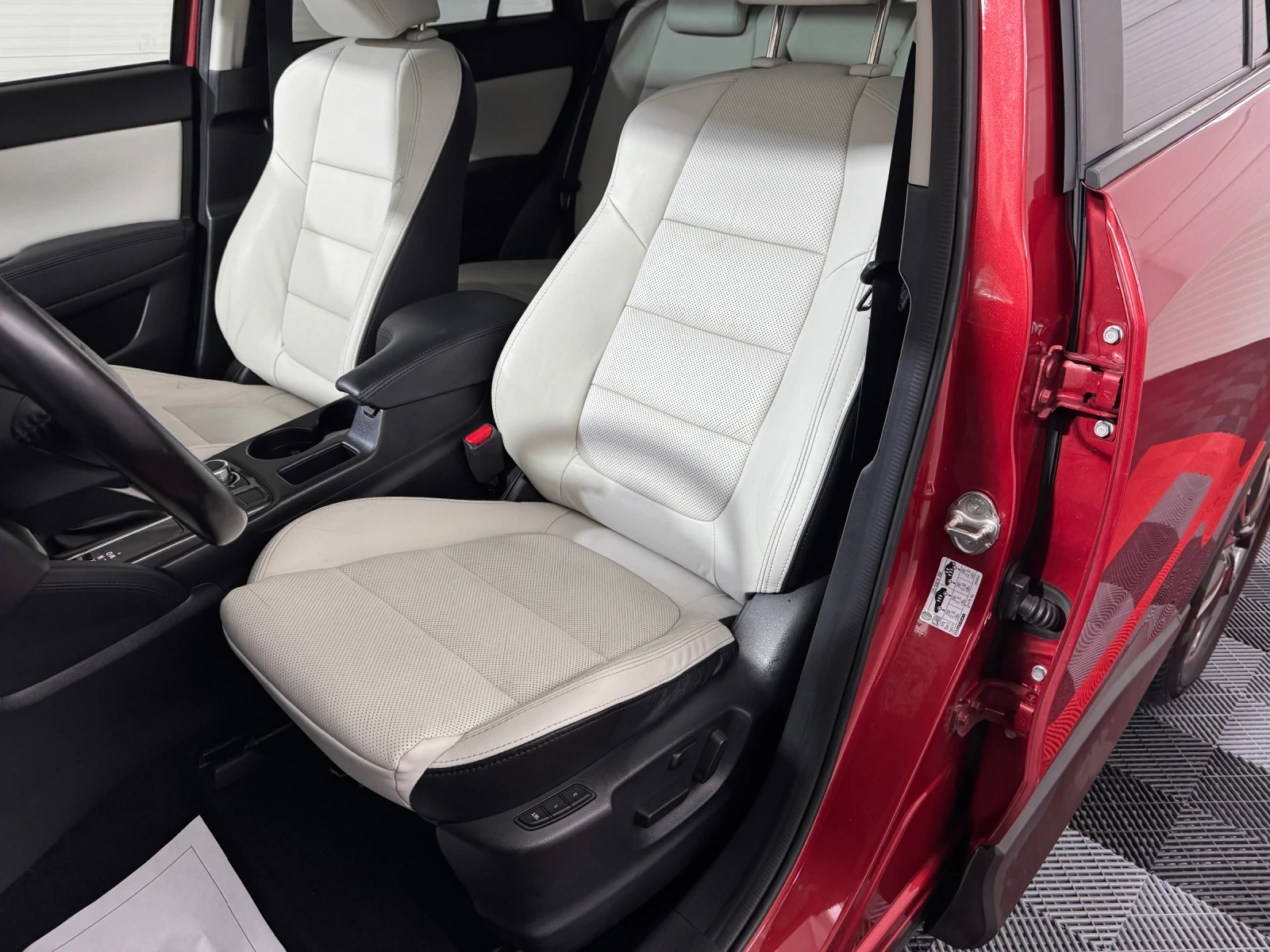 Mazda CX-5 2.2 D 4WD EXCEED - FULL OPTIONAL - 94.000 km! | Mobile.bg � ����������� 14