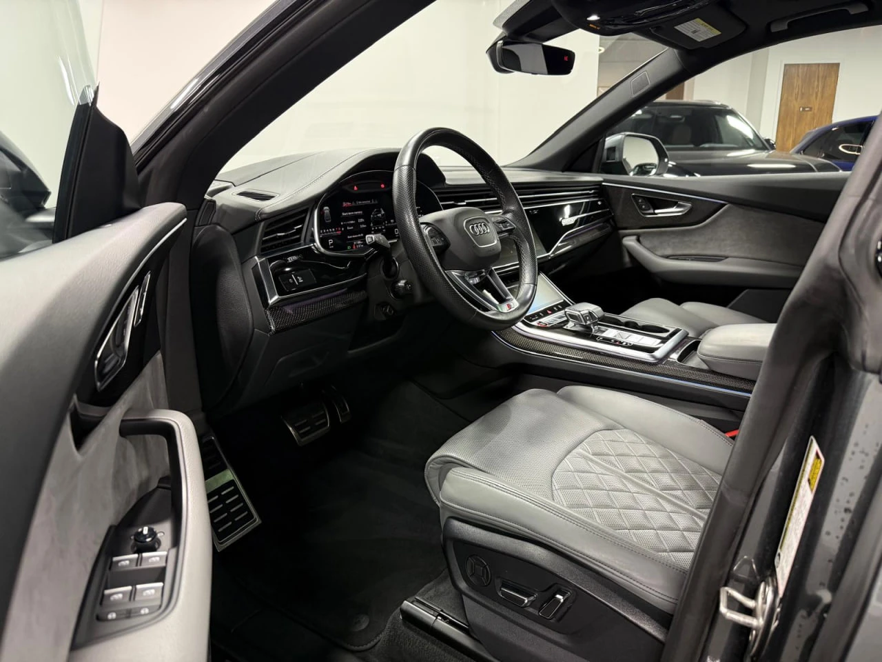 Audi SQ8 PREMIUM PLUS * ���������* 360* ���������* HEAD UP* | Mobile.bg � ����������� 6
