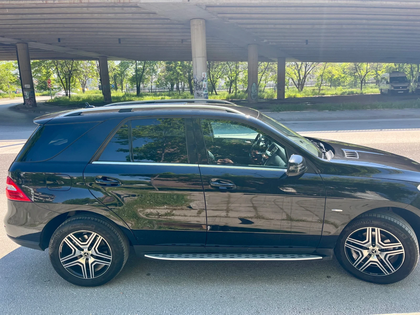 Mercedes-Benz ML 350 BlueTEC 4Matic, снимка 7 - Автомобили и джипове - 54489372