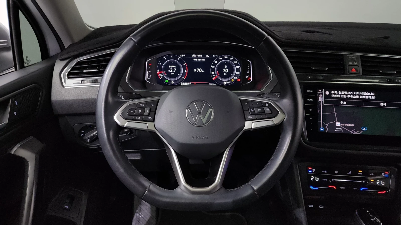 VW Tiguan * AWD* DIS* HUD* PANO* 360*  | Mobile.bg � ����������� 9