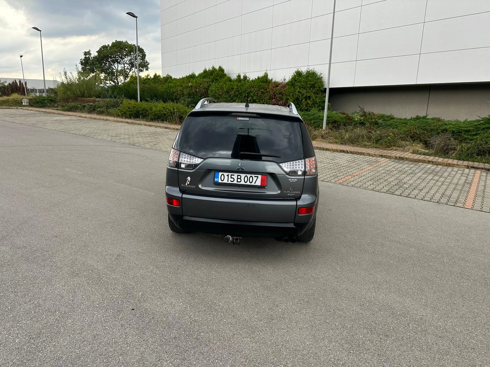 Mitsubishi Outlander 2.0TDI 4x4* 7 места* , снимка 5 - Автомобили и джипове - 56241650