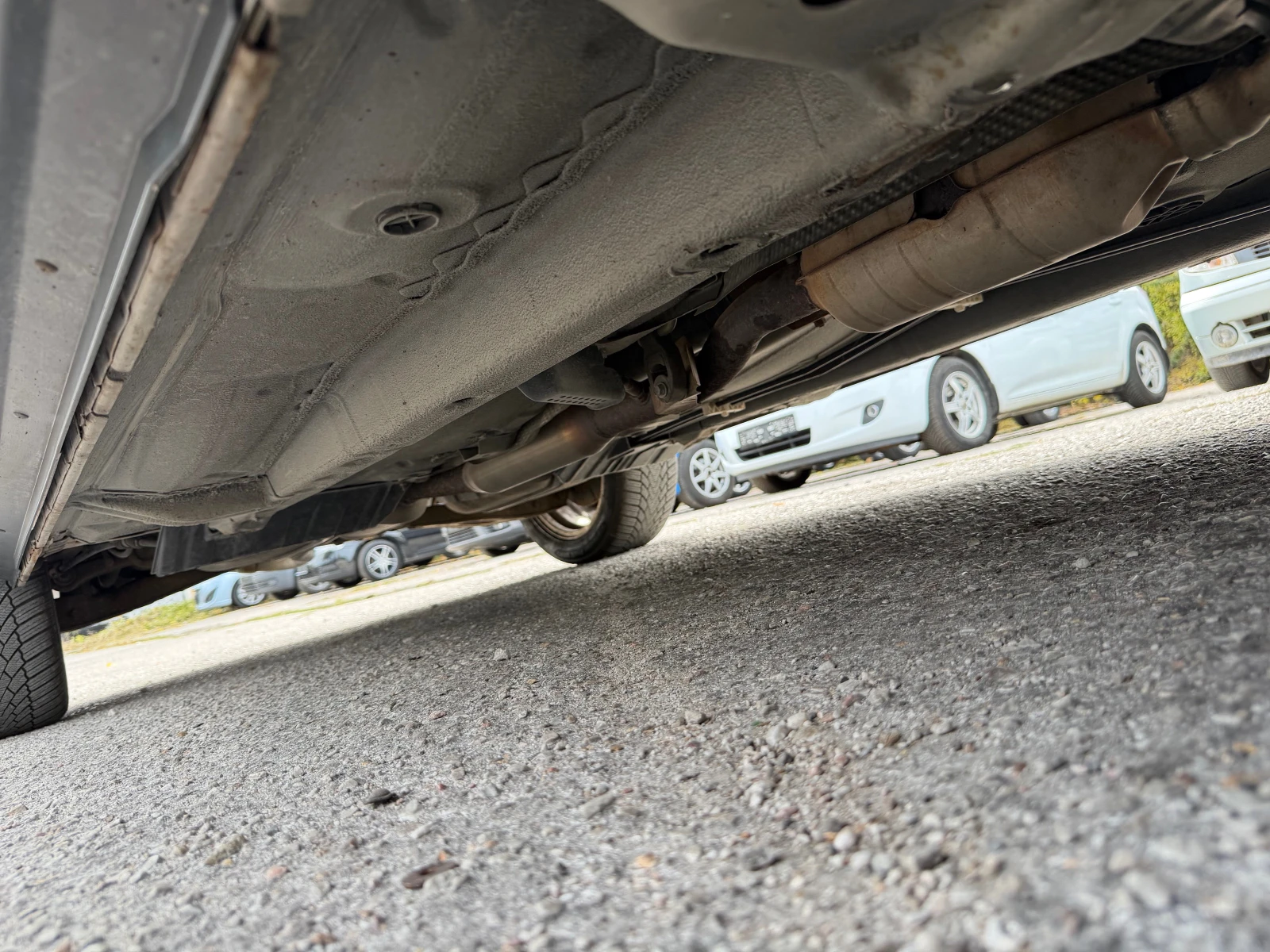 Mitsubishi Outlander 2.4/уникат, снимка 15 - Автомобили и джипове - 56643268