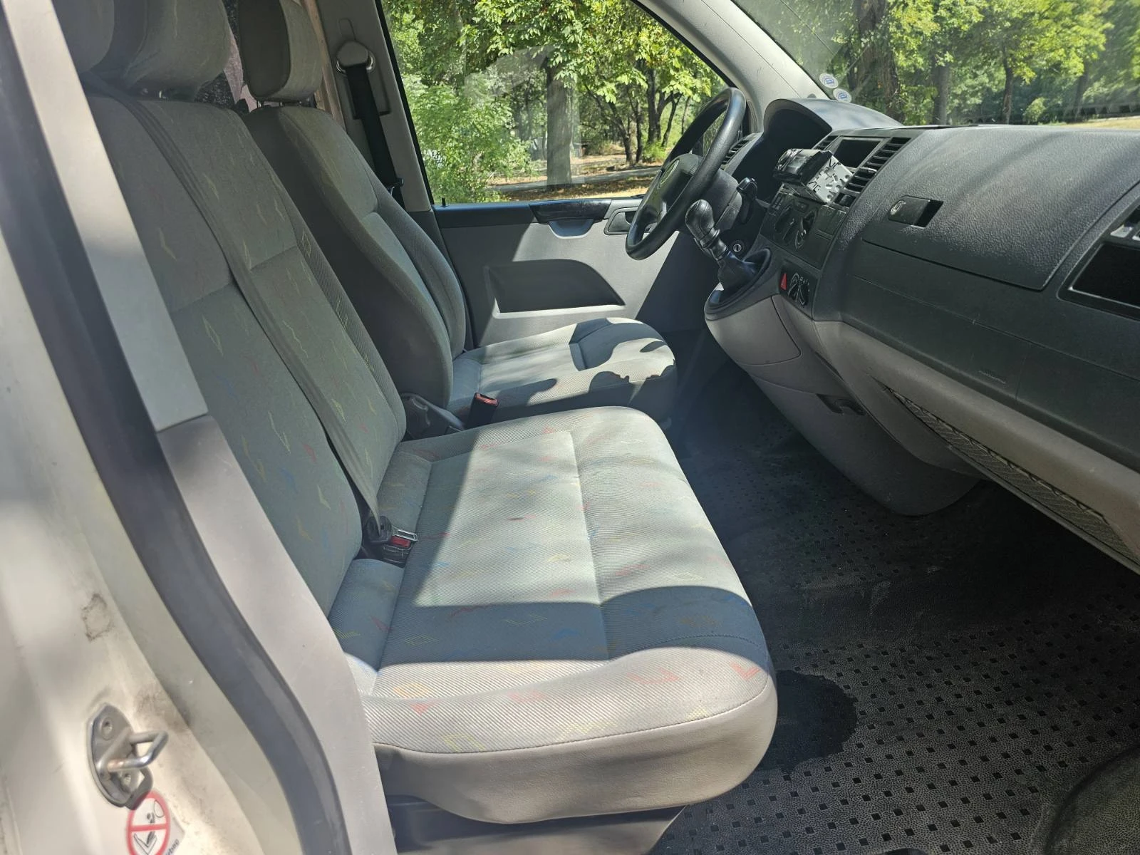 VW T5 1.9 TRANSPORTER 9M - изображение 9
