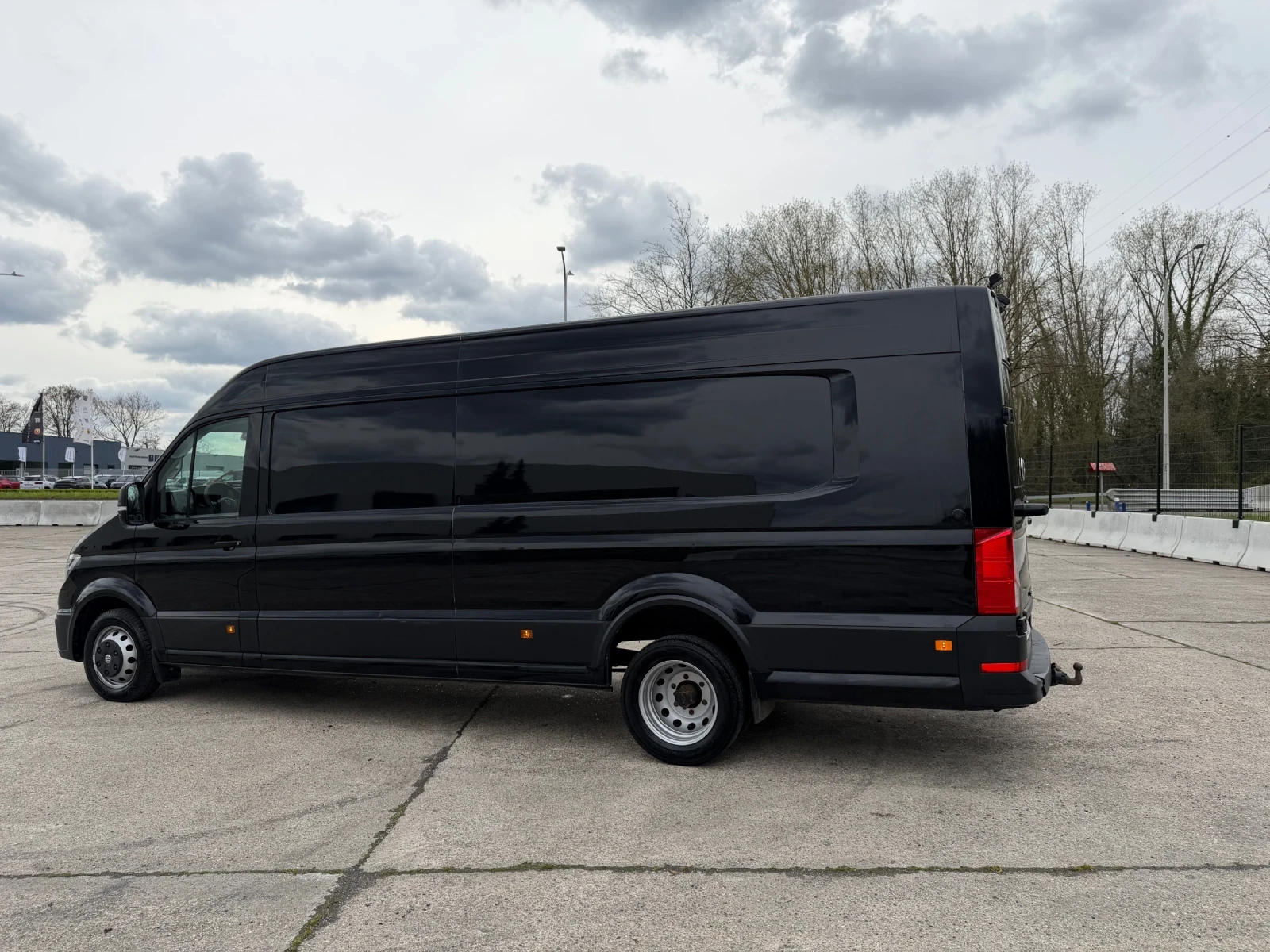 VW Crafter L5 MAXI, ДВОЙНА ГУМА ОЧАКВАН ВНОС!, снимка 10 - Бусове и автобуси - 54061300