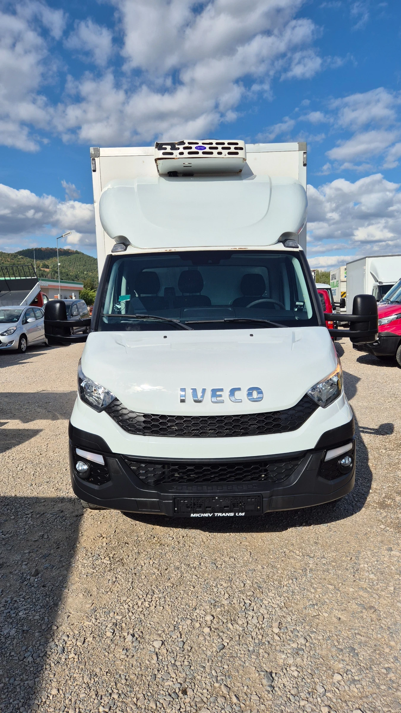 Iveco Daily 35s17* ХЛАДИЛЕН* БОРД* КЛИМАТРОНИК* , снимка 3 - Бусове и автобуси - 56074584