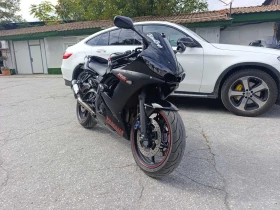  Yamaha YZF-R6