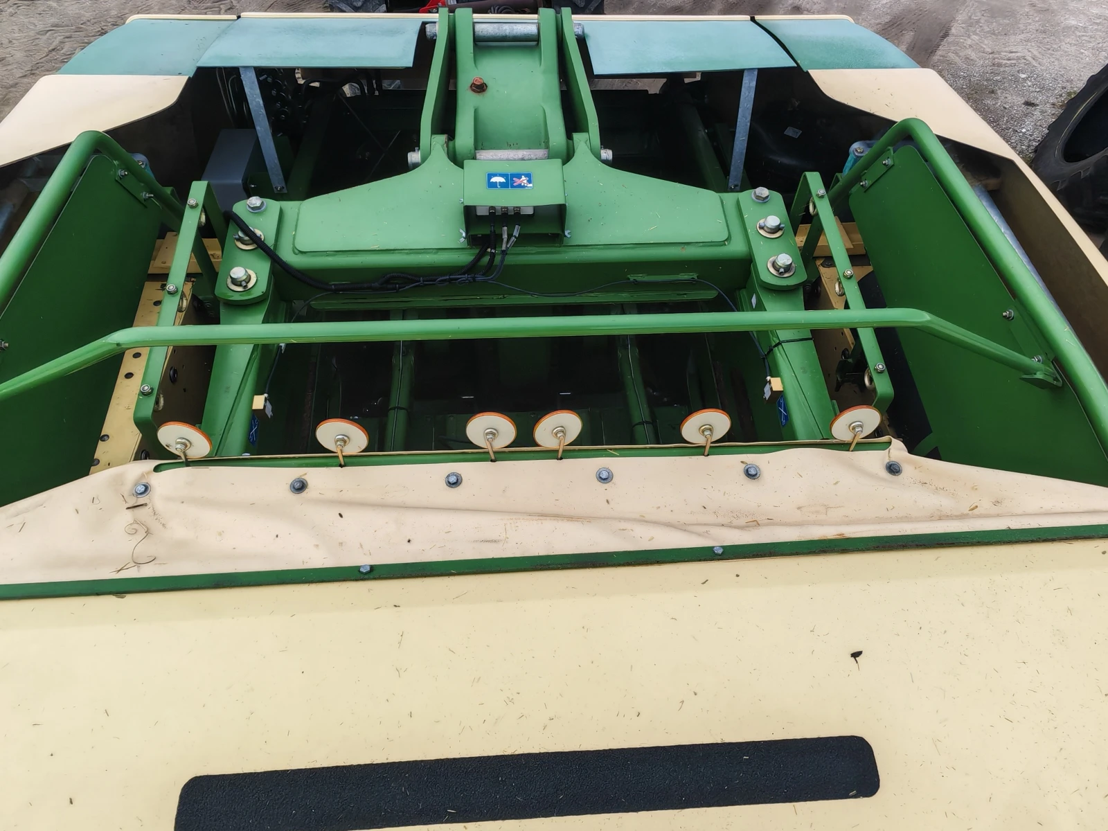 Балировачка Krone 1290 HDP XC лизинг с първоначална вноска 20 %, снимка 13 - Селскостопанска техника - 54083873