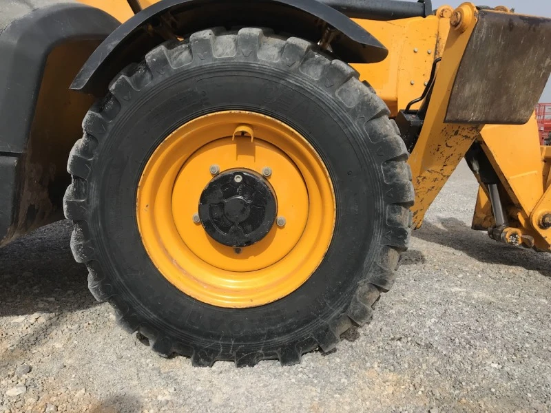 Телескопични товарачи JCB 540-140 - 14м., снимка 10 - Индустриална техника - 45072047