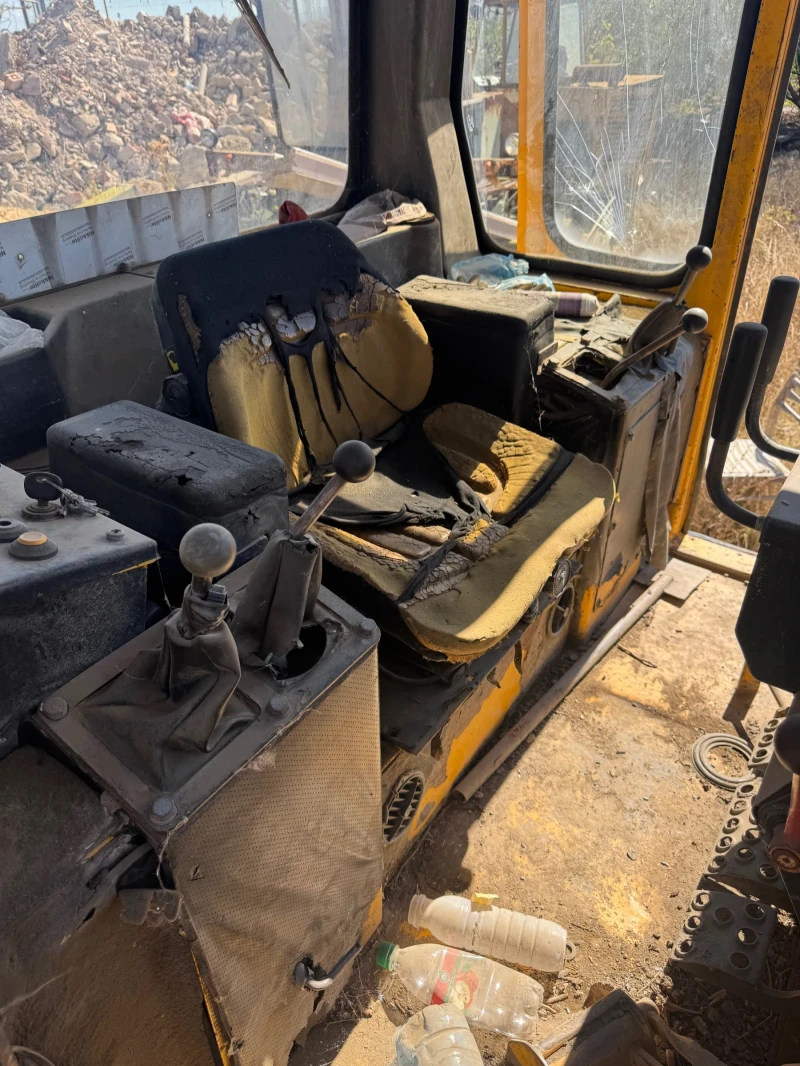 Булдозер Друга HANOMAG BAUMASCHINEN, снимка 5 - Индустриална техника - 52449973