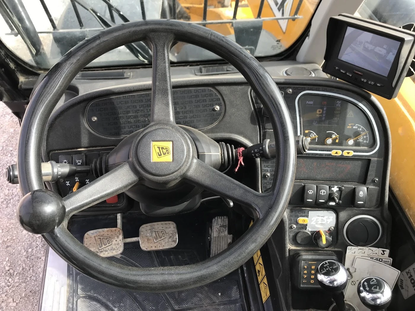   JCB 540-140 - 14. | Mobile.bg   17